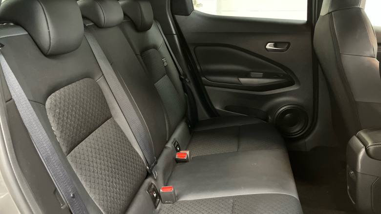 Nissan Juke 1.0 DiG-T 114 N-Connecta 5dr DCT Petrol Hatchback